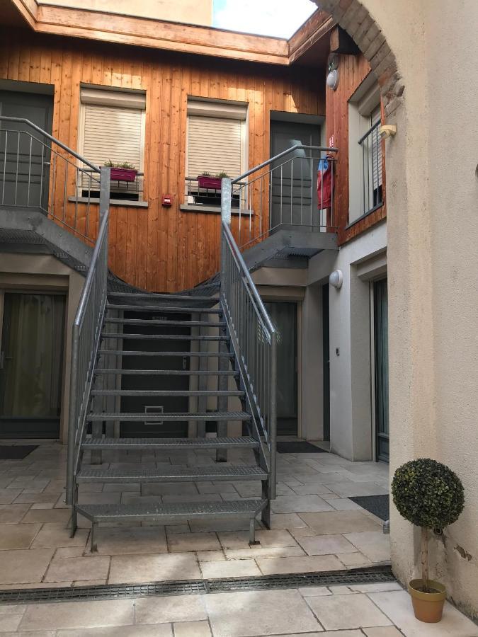 Lyo Hotel - Centre Lyon Perrache Экстерьер фото
